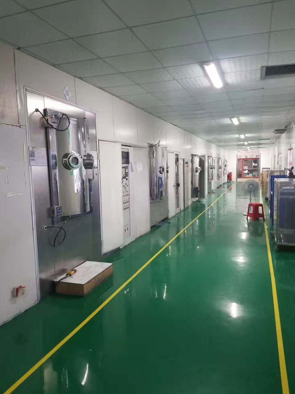 新廠(chǎng)PVD鍍膜車(chē)間