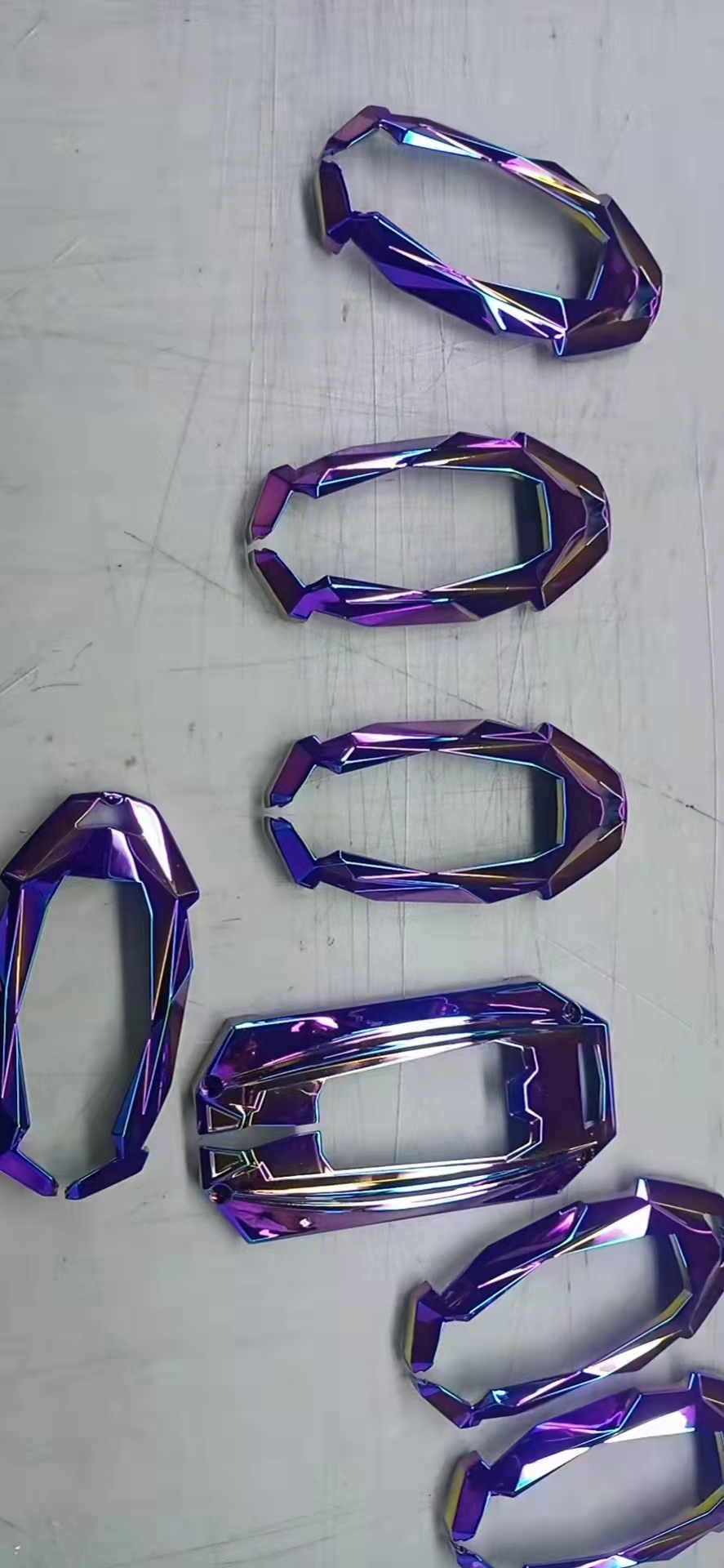 護(hù)套中框配件PVD真空電鍍加工